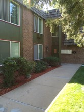 Silver Leaf Apartment Homes in Lakewood, CO - Building Photo - Building Photo