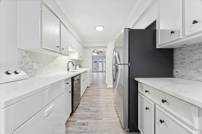 13286 Trail Hollow Dr