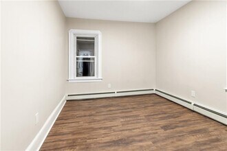 538 Power Rd in Pawtucket, RI - Building Photo - Building Photo