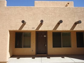8940 W Olive Ave in Peoria, AZ - Building Photo