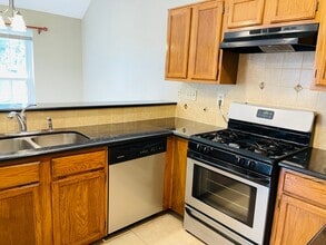 4715 Rainbow Run in Sugar Land, TX - Building Photo - Building Photo