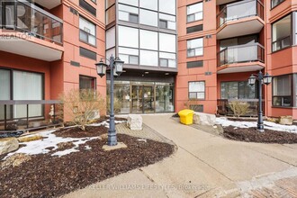 600-600 Talbot St in London, ON - Building Photo - Building Photo
