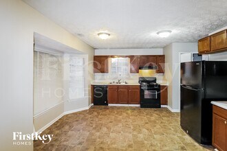 6206 Amberly Rd in Rex, GA - Building Photo - Building Photo