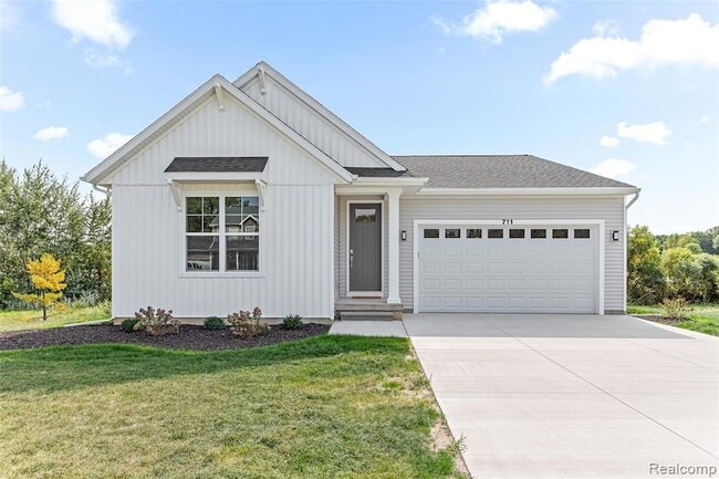 property at 711 W Windward Way