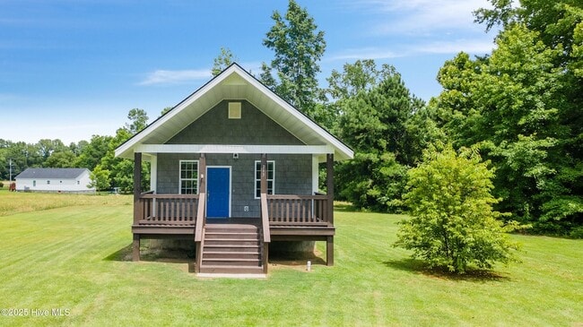 property at 213 Sanders St