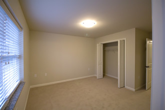 Park Place at Brook Edge in Troy, NY - Foto de edificio - Building Photo