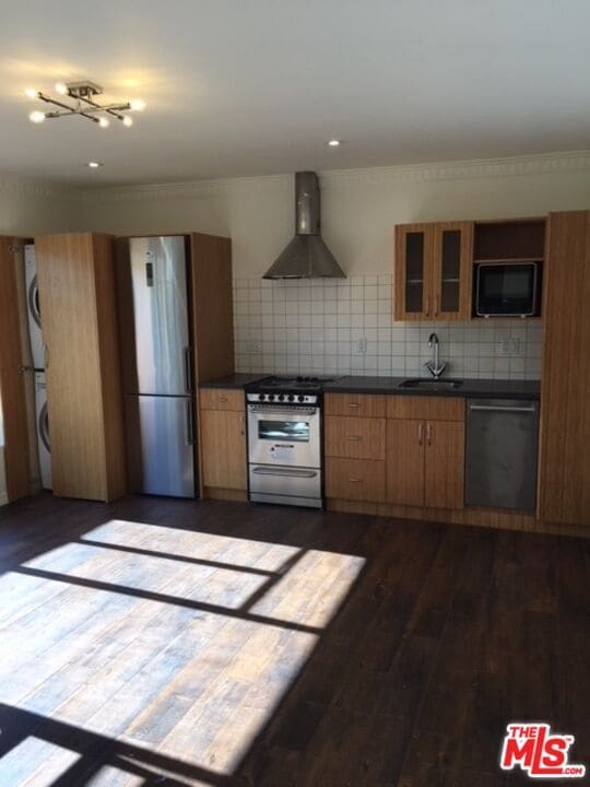 property at 1333 S Ogden Dr