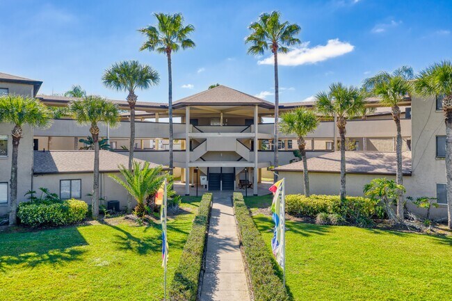 Polo Run Apartments in Kissimmee, FL - Building Photo - Building Photo