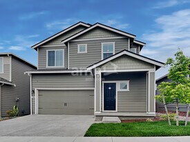 1306 W 16th Ave in La Center, WA - Building Photo