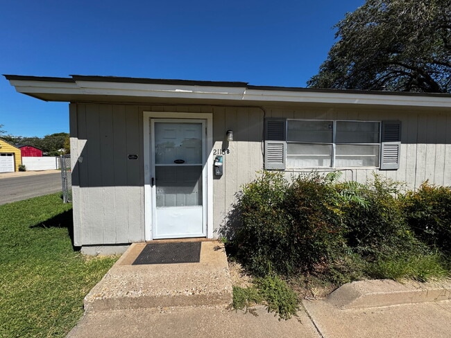 2116 40th St in Lubbock, TX - Building Photo - Building Photo