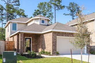 1934 Ballesteros St in Crosby, TX - Foto de edificio - Building Photo