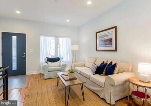 1332 S Chadwick St in Philadelphia, PA - Building Photo - Building Photo