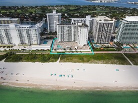 5701 Collins Ave, Unit 1606 in Miami, FL - Building Photo - Building Photo