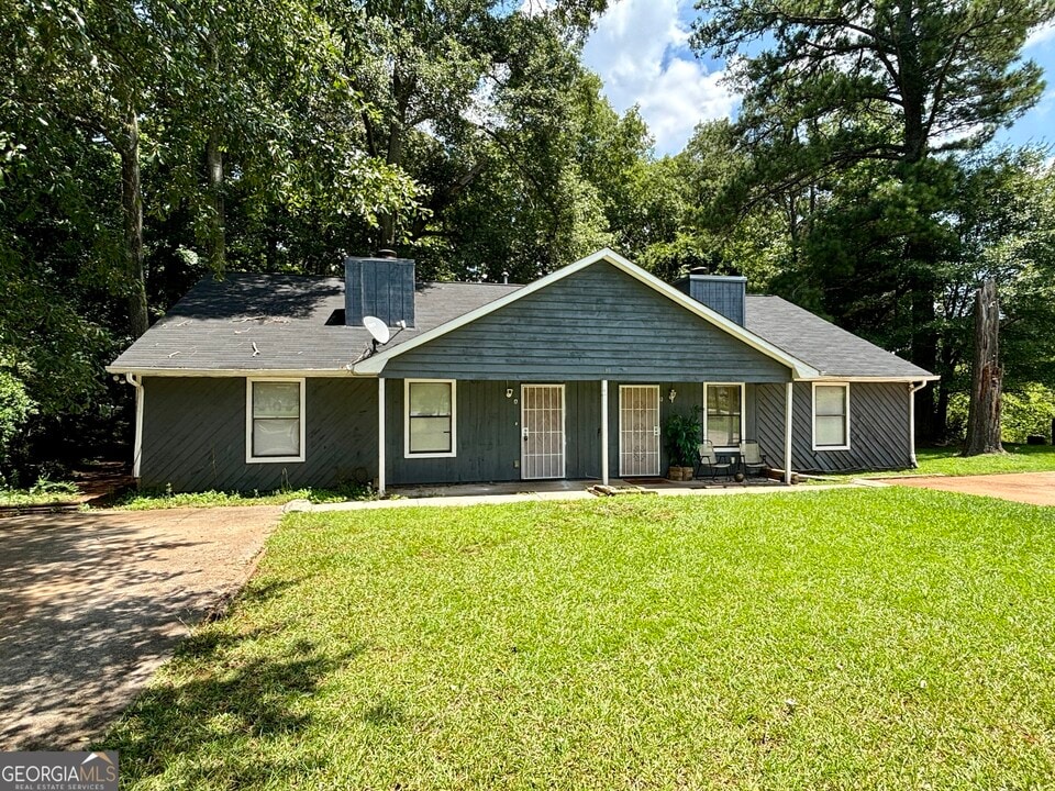 30 Plum Orchard Rd in Covington, GA - Building Photo