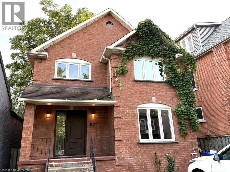 87 Peter St in Hamilton, ON - Building Photo