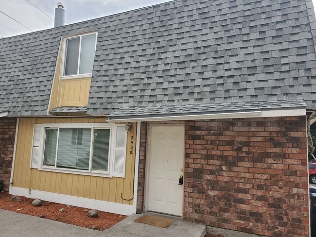property at 2516 N Haven St