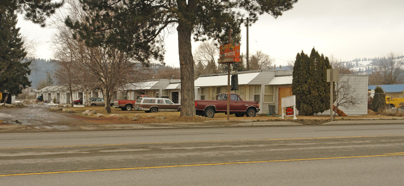 13615 E Trent Ave in Spokane, WA - Building Photo