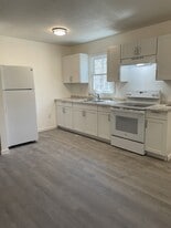 143 Hughes Dr in Monroe, VA - Building Photo