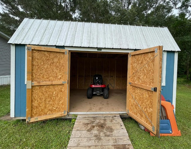 161 Burr Rd in Leesville, LA - Building Photo - Building Photo