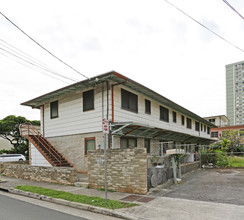 546 Kamoku St in Honolulu, HI - Building Photo - Building Photo