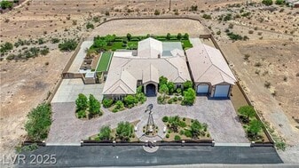 4455 W Ford Ave in Las Vegas, NV - Building Photo