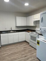 5833 Cowden St in Fort Worth, TX - Building Photo