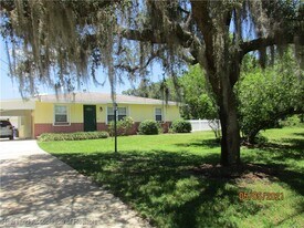 3030 Placid View Dr in Lake Placid, FL - Building Photo