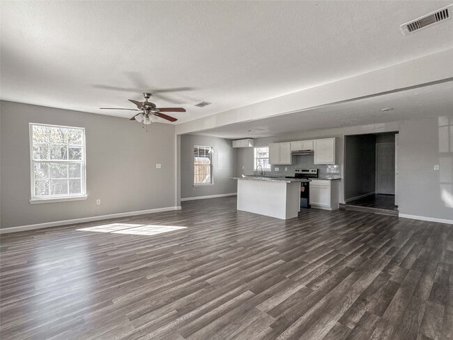 7703 McHenry St in Houston, TX - Building Photo - Building Photo