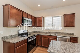 11606 W Kinderman Dr in Avondale, AZ - Building Photo - Building Photo