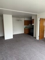 Royal Park Apartments in Taylor, MI - Building Photo