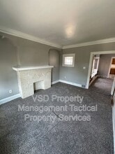 3285 E 143rd St in Cleveland, OH - Building Photo - Building Photo