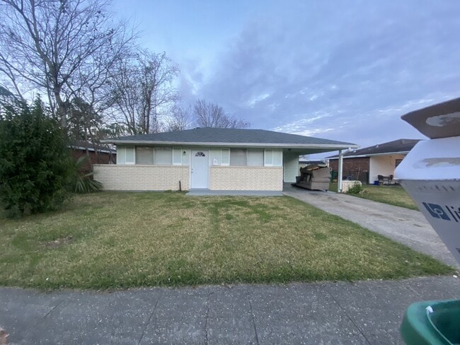 1825 Buccola Ave in Marrero, LA - Building Photo - Building Photo
