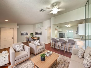 1800 S Edmond St in Las Vegas, NV - Building Photo - Building Photo