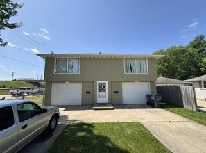 969 Gail Ave in Neenah, WI - Building Photo - Building Photo