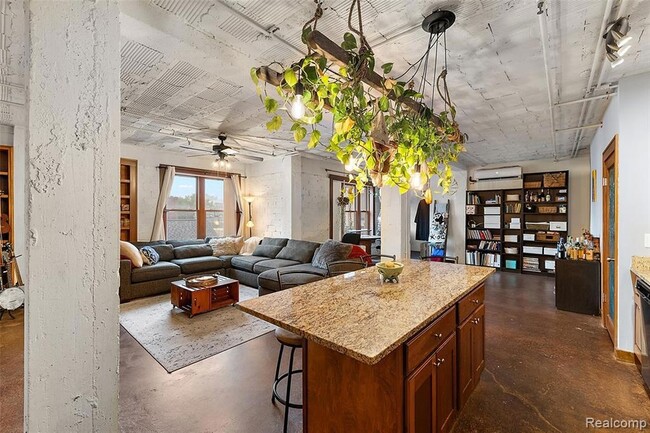 78 Watson St in Detroit, MI - Foto de edificio - Building Photo