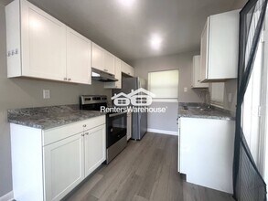 310 S Arcturas Ave in Clearwater, FL - Building Photo - Building Photo