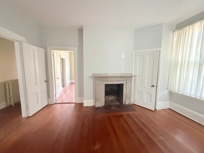 80 Winchester St, Unit 1 in Brookline, MA - Foto de edificio - Building Photo