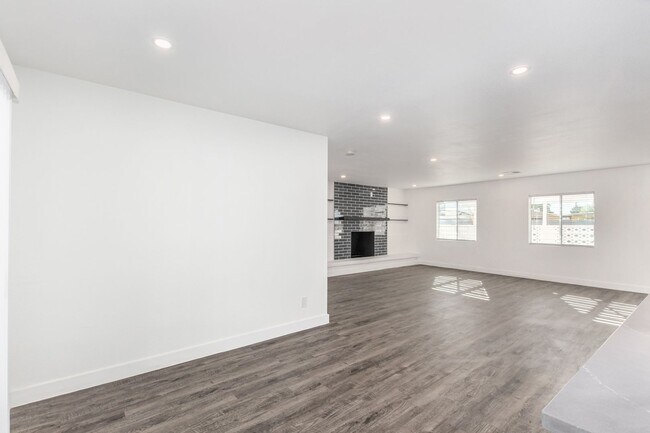 13235 N 20th Ave in Phoenix, AZ - Building Photo - Building Photo