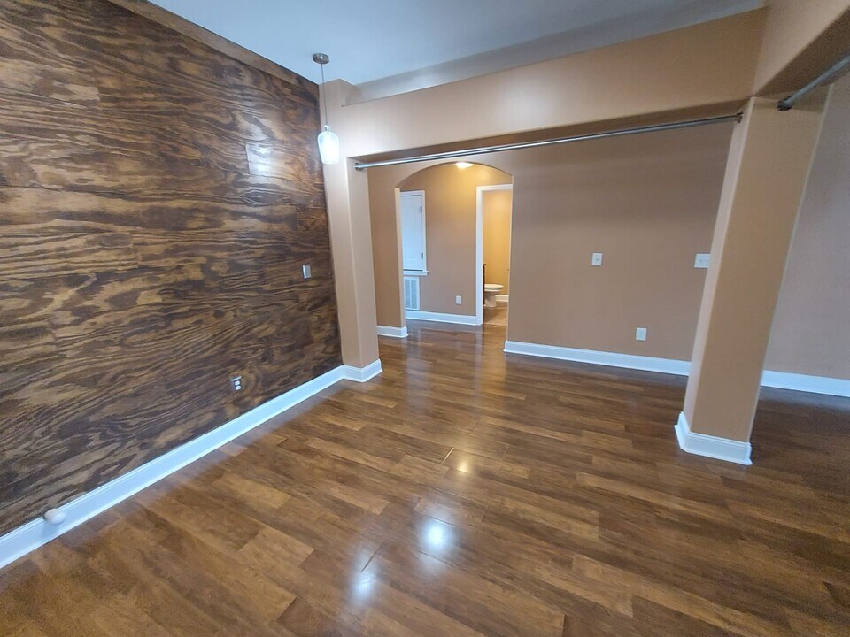 168 Harold Murphy Dr in Madison, AL - Building Photo