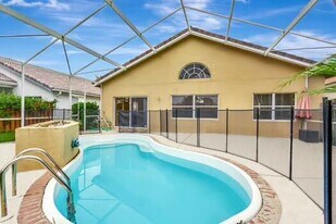 3549 Old Lighthouse Cir in Wellington, FL - Building Photo