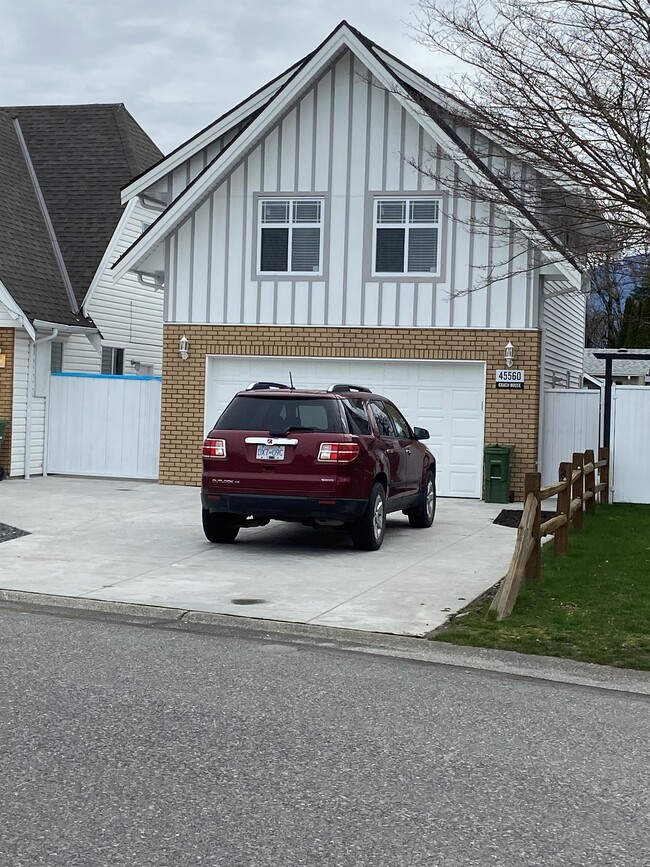 property at 45560 Stevenson Rd