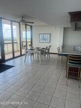 1513 Ocean Shore Blvd in Ormond Beach, FL - Building Photo - Building Photo