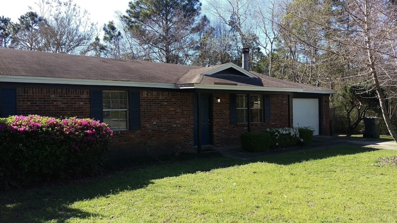 8248 Tempest Dr in Pensacola, FL - Building Photo