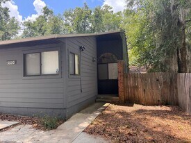 3820 SW 30th Terrace in Gainesville, FL - Building Photo