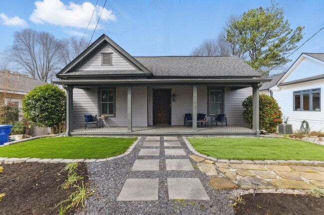 1742 Ridgeway Ave NW in Atlanta, GA - Building Photo - Building Photo