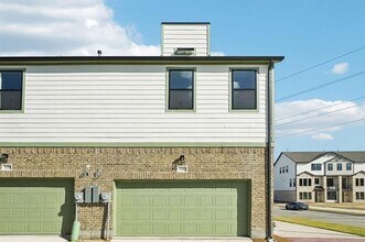 1102 Bexar Ln in Plano, TX - Building Photo - Building Photo