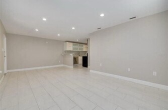 334 48th Ave N in St. Petersburg, FL - Building Photo - Building Photo