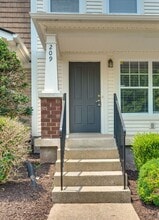 209 Shadow Glen Dr in Nashville, TN - Building Photo - Building Photo