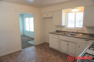 415 Minner Ave in Bakersfield, CA - Building Photo - Building Photo