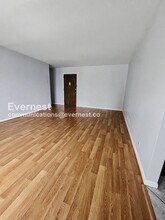 613 Hillsboro Rd, Unit APT B27 in Franklin, TN - Foto de edificio - Building Photo